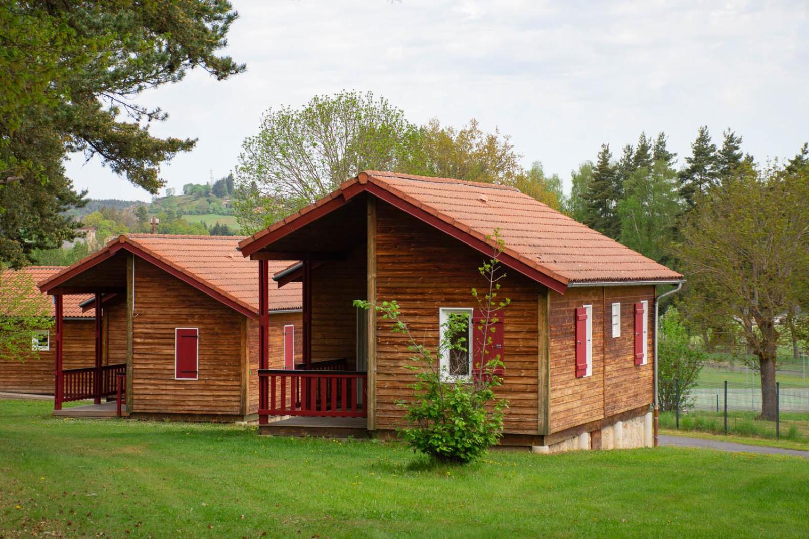 Village De Gites Du Malzieu Le Malzieu-Ville Екстериор снимка